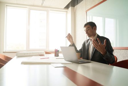 5-estrategias-para-afrontar-la-frustración-en-el-trabajo 5-estrategias-para-afrontar-la-frustración-en-el-trabajo